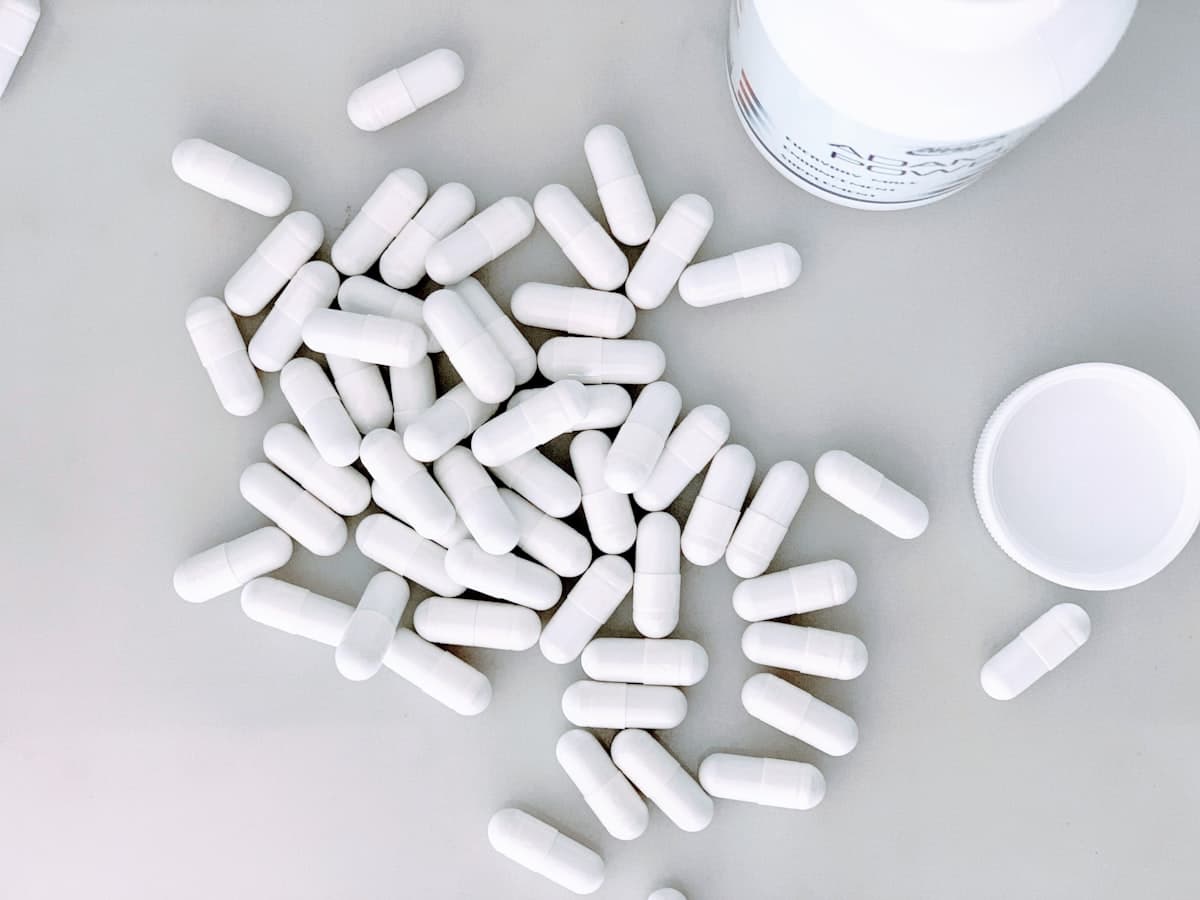 Do Probiotics Survive Stomach Acid? The Mouth-to-Gut Survival Decoder (With CFU Math)
